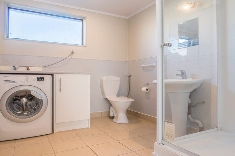 Photo of property in 180a Cornfoot Street, Castlecliff, Whanganui, 4501