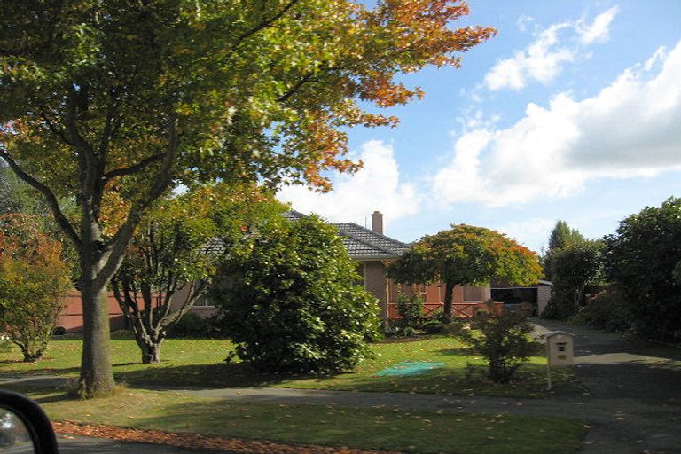 Photo of property in 11 Westmont Street, Ilam, Christchurch, 8041