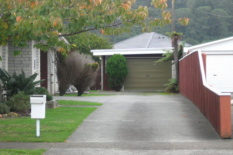 Photo of property in 157a Taita Drive, Avalon, Lower Hutt, 5011