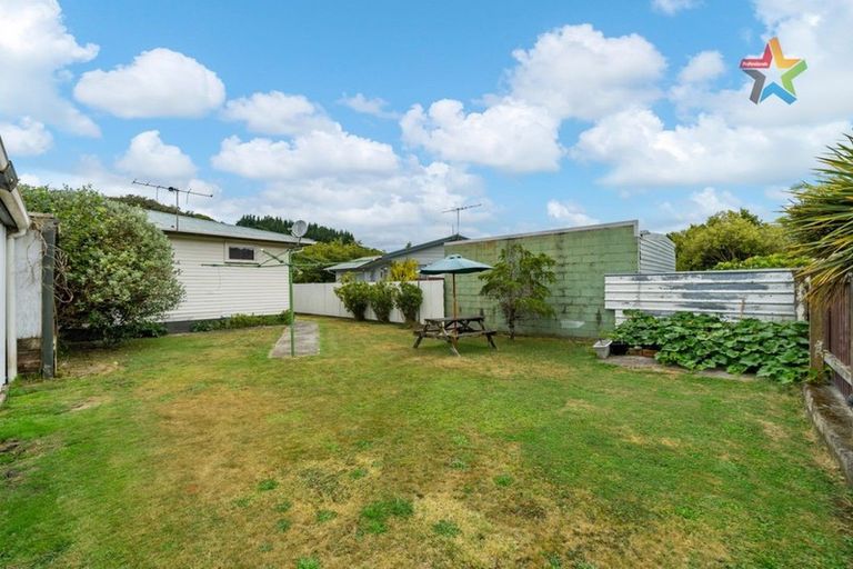 Photo of property in 45 Meremere Street, Wainuiomata, Lower Hutt, 5014