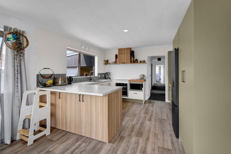 Photo of property in 8 Glamis Avenue, Bell Block, New Plymouth, 4312