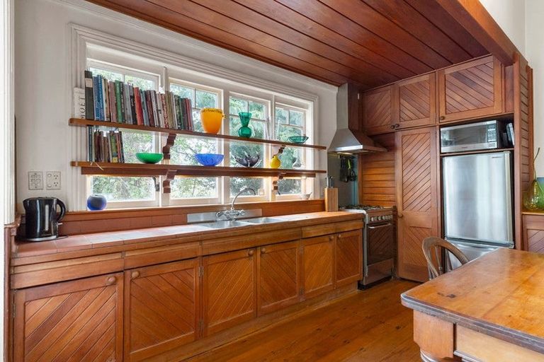 Photo of property in 25 Princes Street, Northcote Point, Auckland, 0627