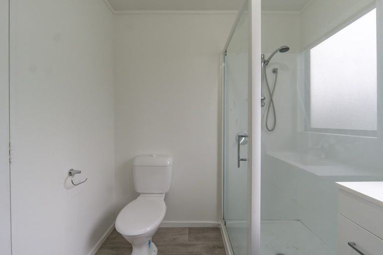 Photo of property in 27 Crawshaw Drive, Nawton, Hamilton, 3200