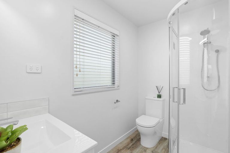 Photo of property in 27 Kakapo Lane, Redwood, Christchurch, 8051