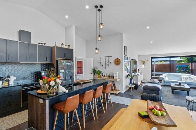 Photo of property in 7 Phoenix Palms Grove, Levin, 5510