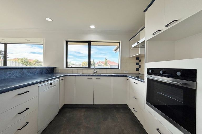 Photo of property in 12 Surfers Place, North New Brighton, Christchurch, 8083