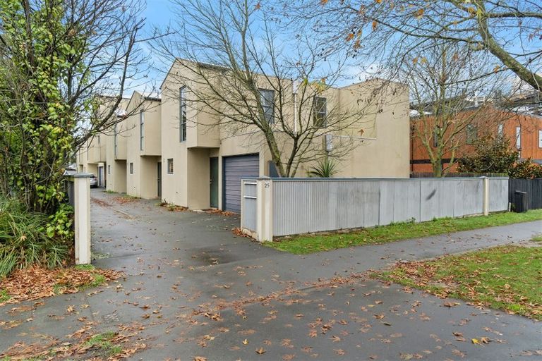 Photo of property in 5/25 Grove Road, Addington, Christchurch, 8024