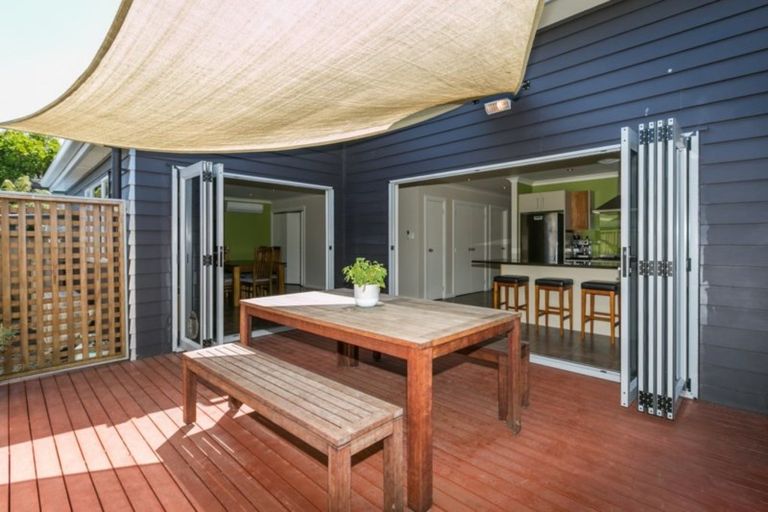 Photo of property in 101a Taradale Road, Onekawa, Napier, 4110