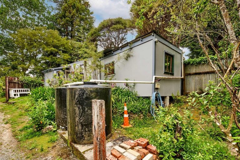 Photo of property in 12 Avian Road, Blue Mountains, Upper Hutt, 5371
