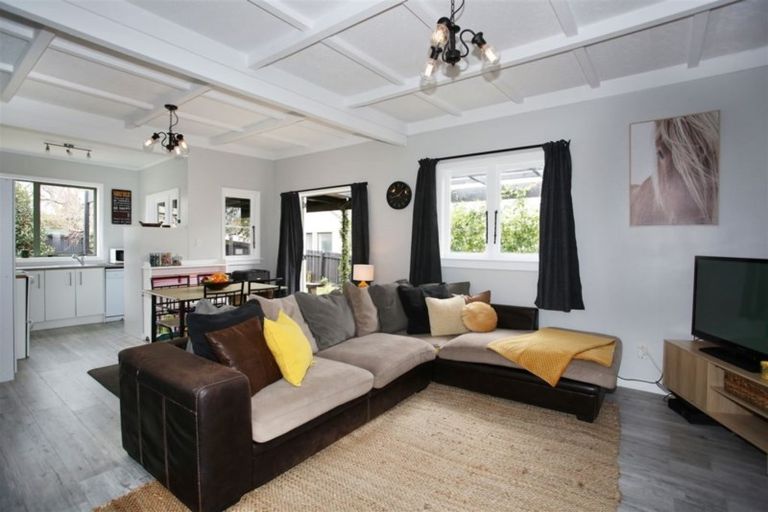 Photo of property in 1 Childs Avenue, Pukekohe, 2120