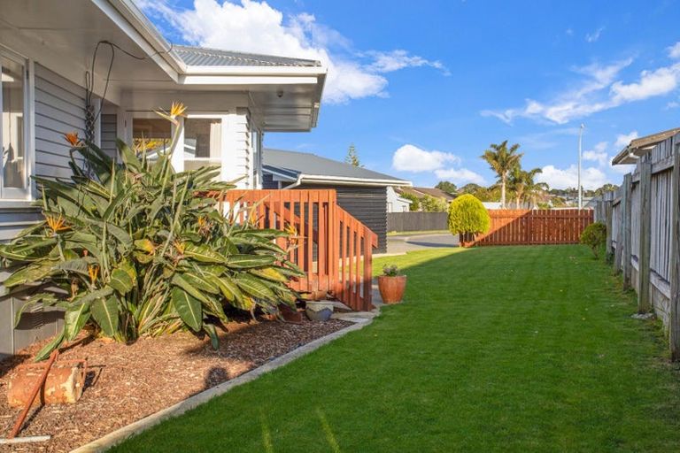 Photo of property in 37 Hooper Avenue, Pukekohe, 2120