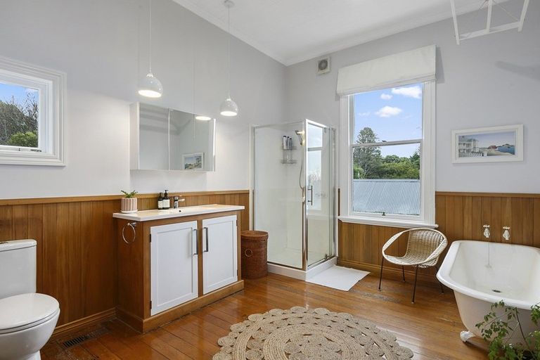 Photo of property in 11 Alison Crescent, Belleknowes, Dunedin, 9011