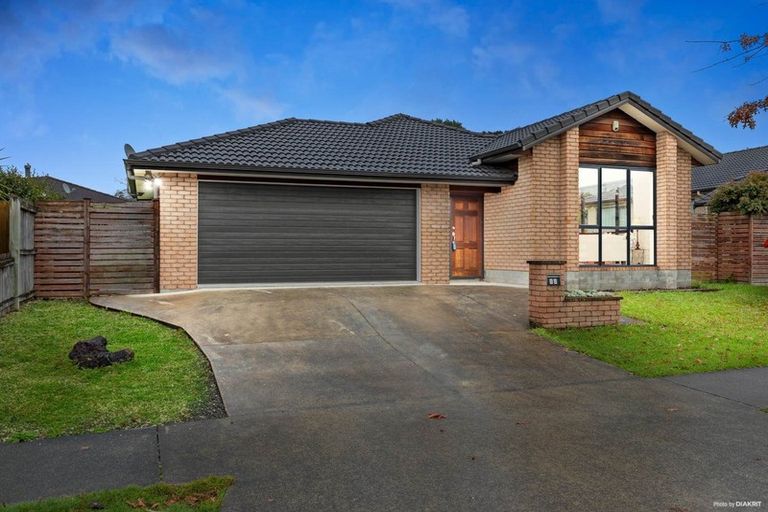Photo of property in 52 Lake Panorama Drive, Henderson, Auckland, 0612