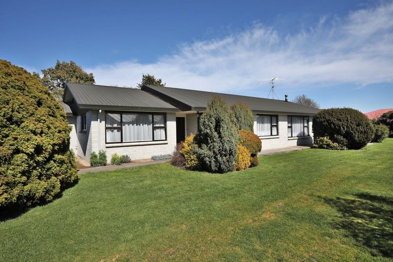 Photo of property in 746 Queens Drive, Waikiwi, Invercargill, 9810