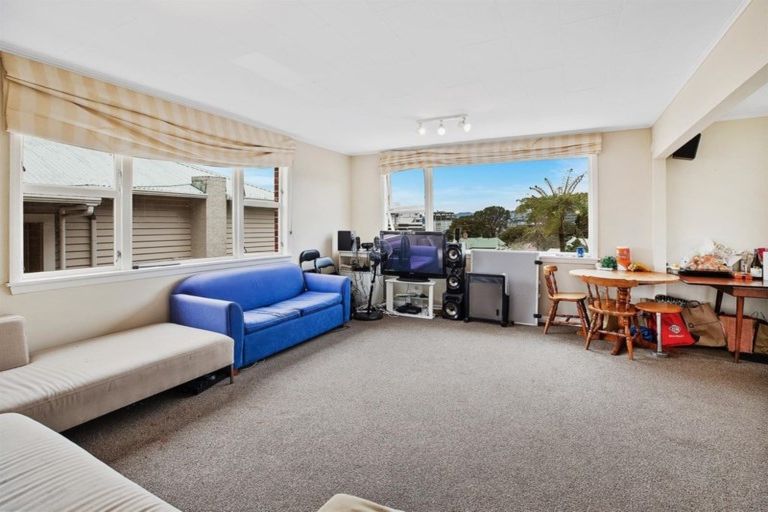 Photo of property in 18a Barton Terrace, Thorndon, Wellington, 6011