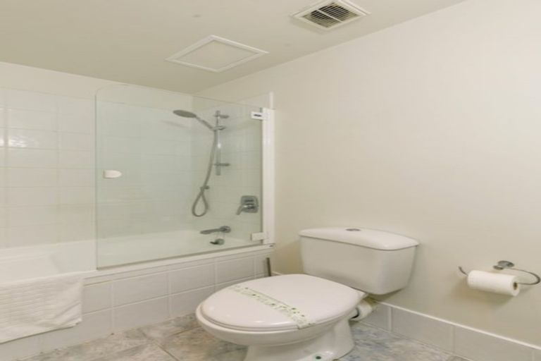 Photo of property in 164u Harbour Village Drive, Gulf Harbour, Whangaparaoa, 0930