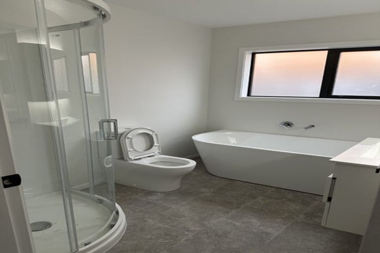 Photo of property in 18 Toomath Street, Naenae, Lower Hutt, 5011