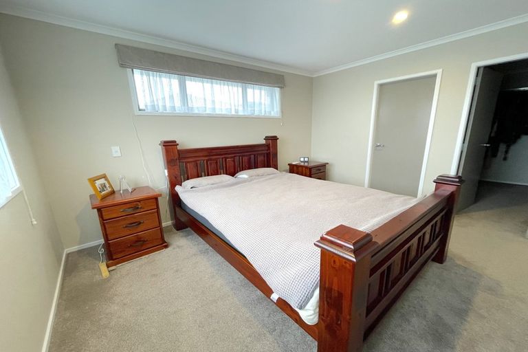 Photo of property in 29 Margaret Shields Avenue, Aotea, Porirua, 5024