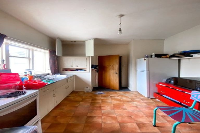 Photo of property in 106 Waltham Road, Sydenham, Christchurch, 8023