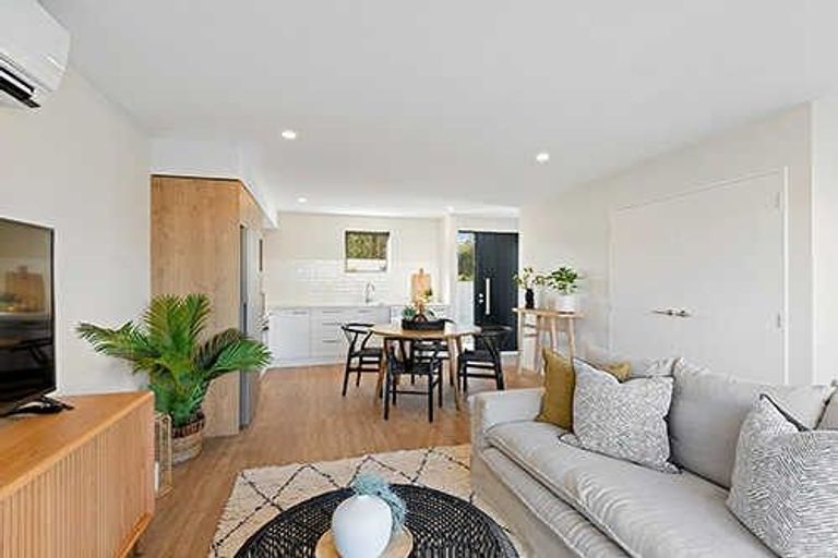 Photo of property in 1/102 Creyke Road, Ilam, Christchurch, 8041