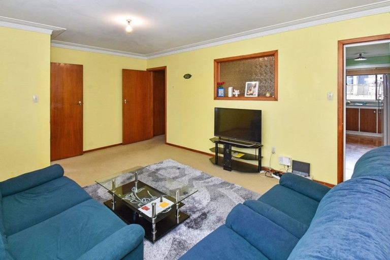 Photo of property in 2/6 Station Road, Papatoetoe, Auckland, 2025