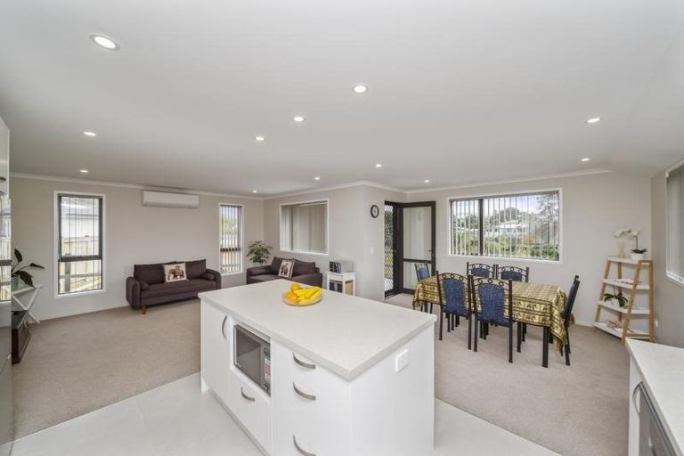 Photo of property in 48 Magnolia Drive, Westown, New Plymouth, 4310