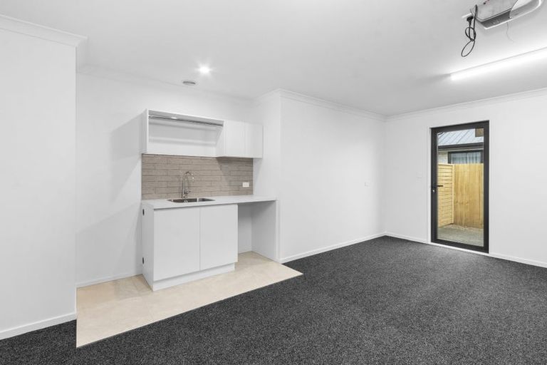 Photo of property in 10 Salkeld Place, Woodend, 7610