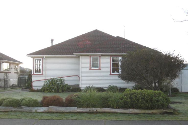 Photo of property in 35 Perth Street, Windsor, Invercargill, 9810