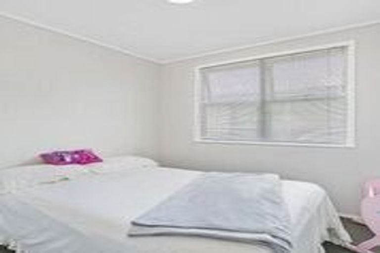 Photo of property in 5 Cooper Place, Papakura, 2110