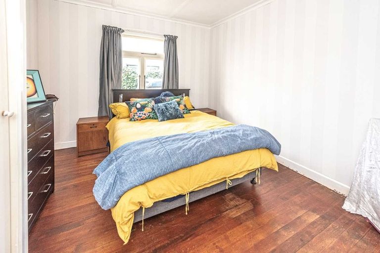 Photo of property in 17 Kawatiri Avenue, Gonville, Whanganui, 4501