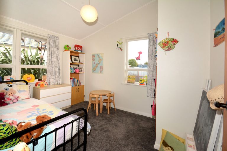 Photo of property in 24 Lock Street, Saint Clair, Dunedin, 9012