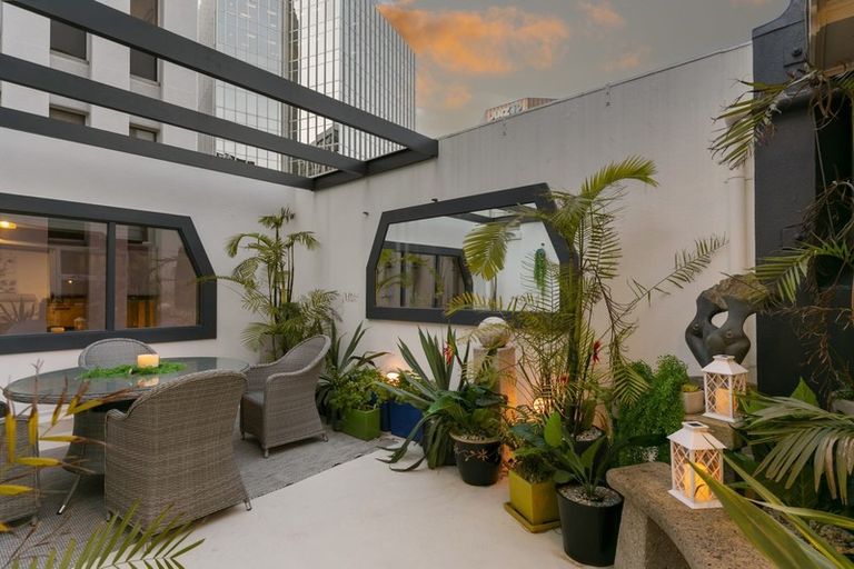 Photo of property in Wall Street On Lambton, 6/326 Lambton Quay, Wellington Central, Wellington, 6011