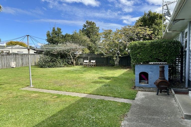 Photo of property in 12 Park Road, West End, Palmerston North, 4412