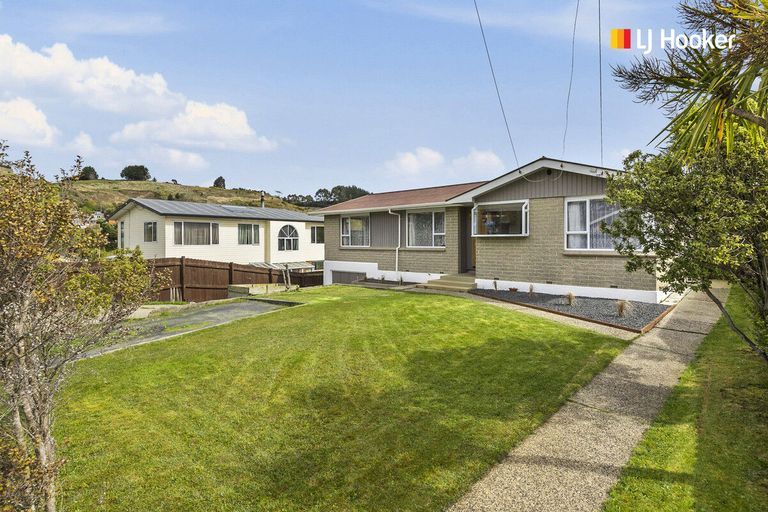 Photo of property in 5 Bell Crescent, Concord, Dunedin, 9018