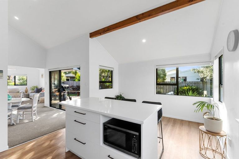 Photo of property in 7 Mackie Place, Papamoa Beach, Papamoa, 3118
