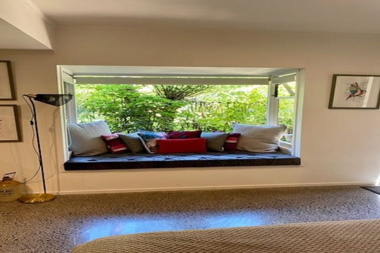 Photo of property in 55a Tui Glen Road, Birkenhead, Auckland, 0626