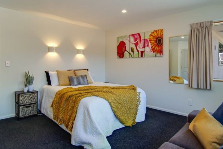 Photo of property in 39 Elm Tree Avenue, Frankton, Queenstown, 9300