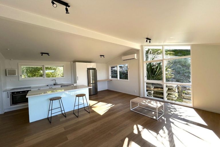 Photo of property in 12 Chartwell Drive, Crofton Downs, Wellington, 6035