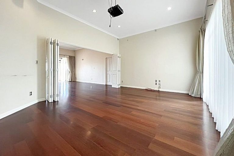 Photo of property in 22 Sovereign Street, Flat Bush, Auckland, 2019