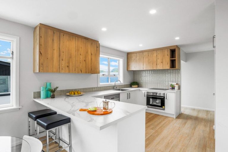 Photo of property in 254 Lake Terrace Road, Shirley, Christchurch, 8061