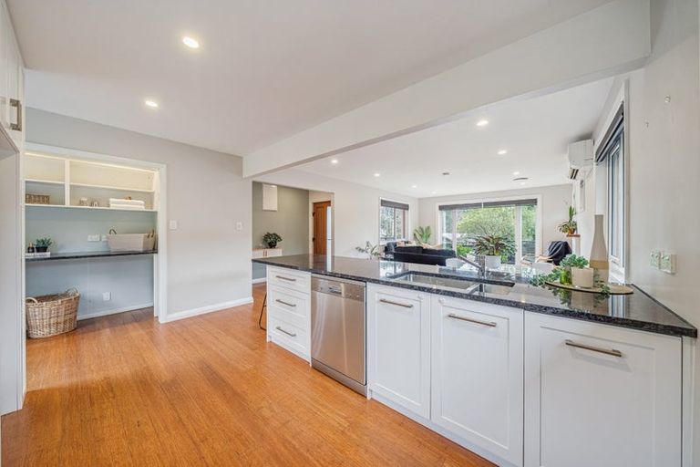 Photo of property in 12 Forest Road, Pinehaven, Upper Hutt, 5019