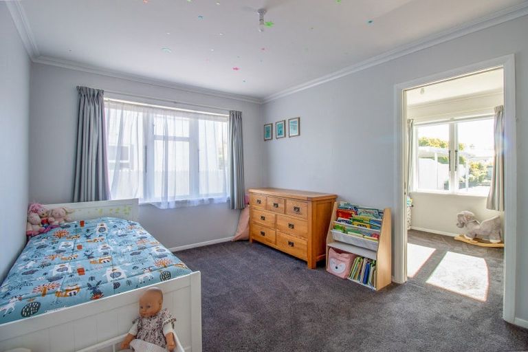 Photo of property in 9 King Street, Carterton, 5713