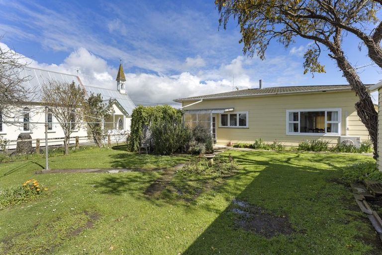Photo of property in 8 Mersey Street, Rongotea, 4476