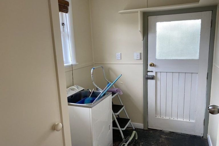 Photo of property in 29 Douglas Crescent, Fairfield, Hamilton, 3214