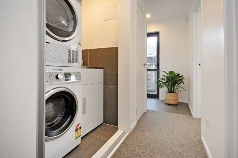 Photo of property in 25/1 Scott Road, Hobsonville, Auckland, 0616