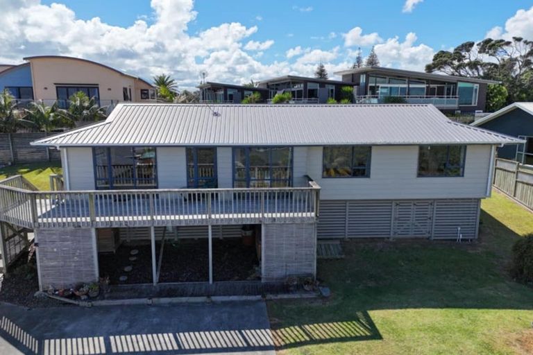 Photo of property in 5 Moeatoa Lane, Baylys Beach, Dargaville, 0377