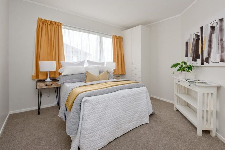 Photo of property in 1/21 Rawhiti Road, Manly, Whangaparaoa, 0930