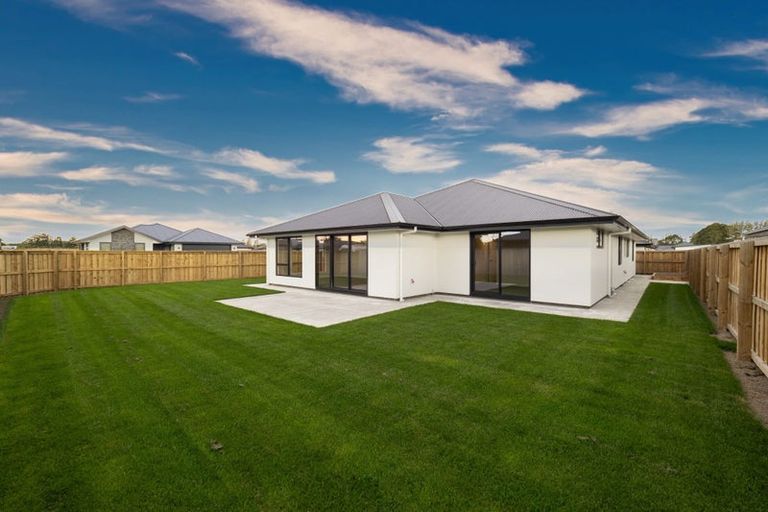 Photo of property in 5 Meadow Lane, Tinwald, Ashburton, 7700