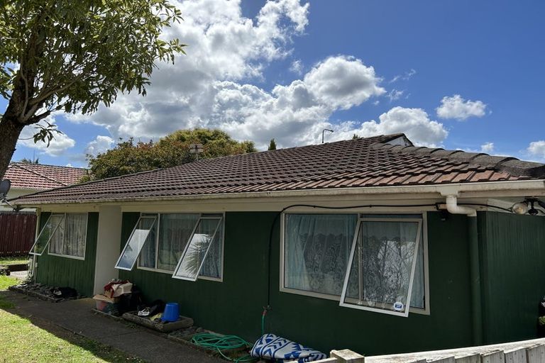 Photo of property in 1/59 Archibald Road, Kelston, Auckland, 0602
