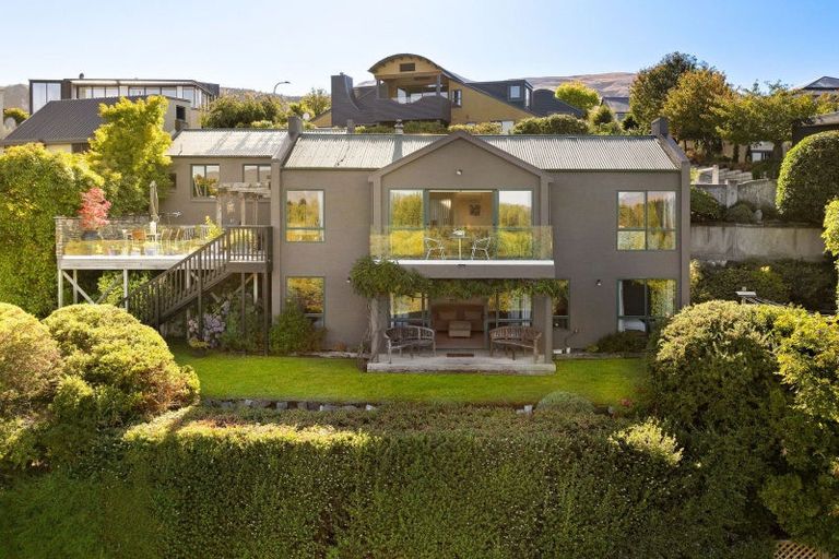 Photo of property in 11 Cotter Avenue, Arrowtown, 9302